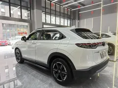 2023 Honda Vezel 1.5L CVT Tech, белый — фото 4