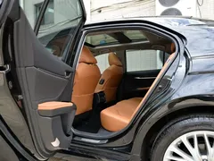 2021 Toyota Camry 2.5G Luxury, чёрный — фото 5