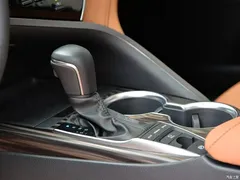 2021 Toyota Camry 2.5G Luxury, чёрный — фото 8