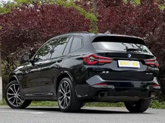 2022 BMW X3 xDrive30i M, чёрный — фото 8