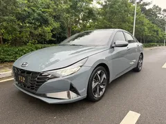 2022 Hyundai Elantra 1.5L CVT LUX Premium — фото 1