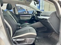 2023 Volkswagen Golf 280TSI DSG R-Line, белый — фото 13