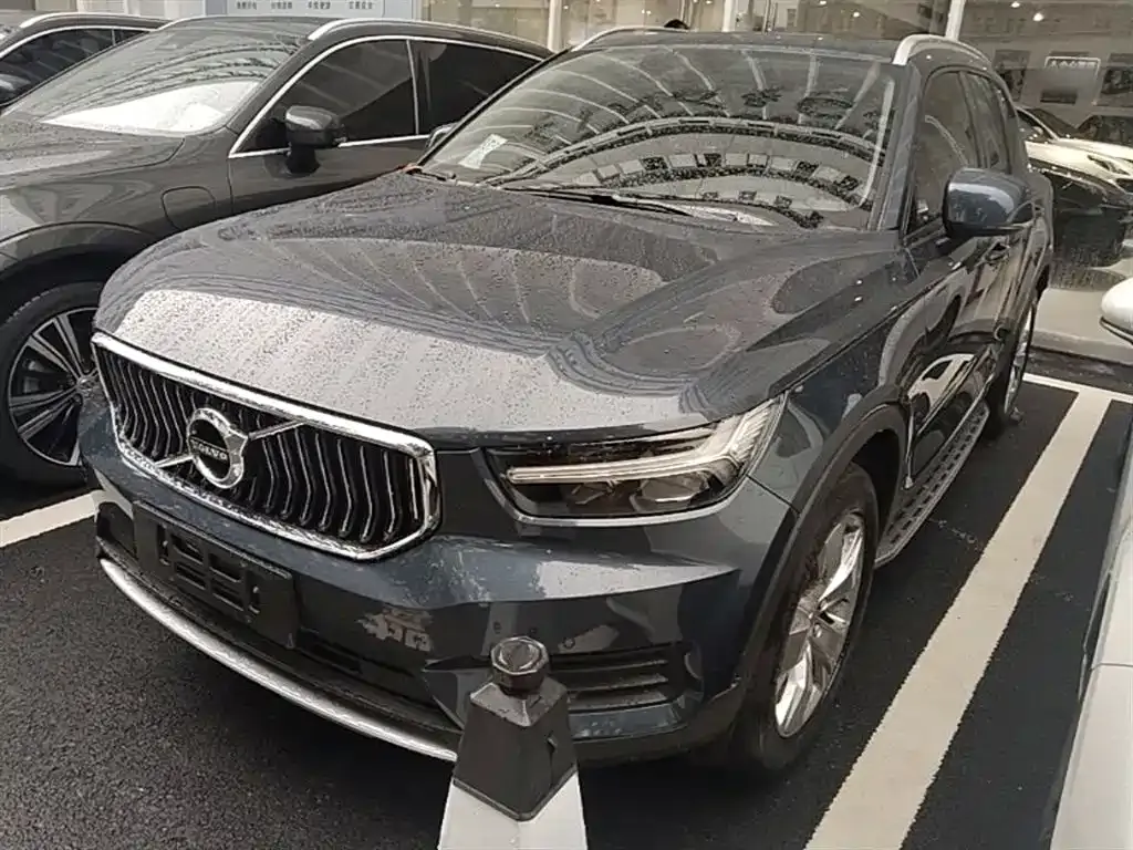 2021 Volvo XC40 T4 4WD