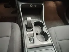 2021 Volvo XC40 T4 4WD, синий — фото 14