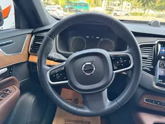 2022 Volvo XC90 B6 Luxury 7, чёрный — фото 7