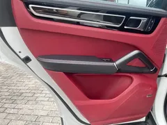 2023 Porsche Cayenne Cayenne 3.0T Platinum, белый — фото 15