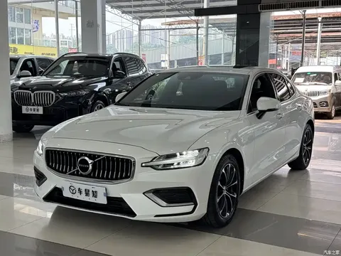 2021 Volvo S60 T4 Zhiyi Luxury