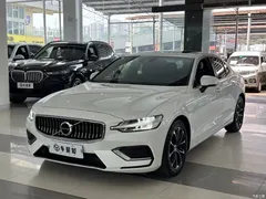 2021 Volvo S60 T4 Zhiyi Luxury, белый — фото 1