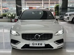 2021 Volvo S60 T4 Zhiyi Luxury, белый — фото 2