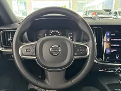 2021 Volvo S60 T4 Zhiyi Luxury, белый — фото 9