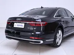 2023 Audi A8 A8L 50 TFSI quattro Premium Selection, чёрный — фото 8