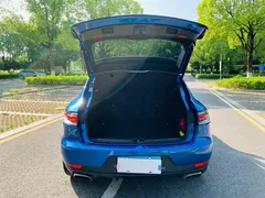 2021 Porsche Macan 2.0T, синий — фото 22