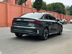 2023 Audi A3L Limousine 35 TFSI, зелёный — фото 5