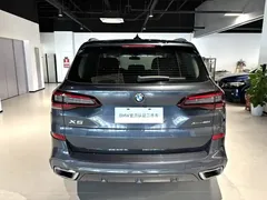 2022 BMW X5 xDrive40i M, чёрный — фото 4