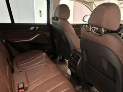 2022 BMW X5 xDrive40i M, чёрный — фото 12