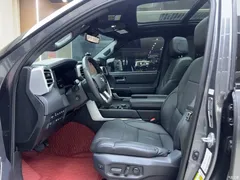 2023 Toyota Sequoia 3.5T Platinum — фото 10