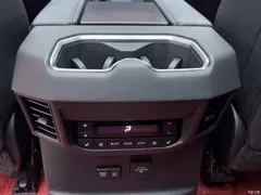 2023 Toyota Sequoia 3.5T Platinum — фото 12