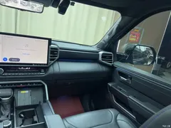 2023 Toyota Sequoia 3.5T Platinum — фото 16