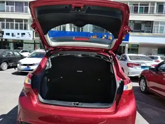 2021 Nissan Tiida 1.6L CVT — фото 19