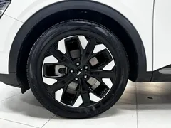2023 Kia Sportage 2.0T 2WD Premium, белый — фото 6