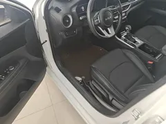 2021 Kia Cerato 1.5L CVT Fashion, белый — фото 12