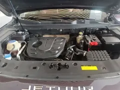 2023 Jetour X70 PLUS 1.5T DCT 7-seat — фото 20