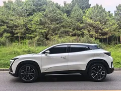 2023 Changan UNI-T 2nd Gen 1.5T Premium, белый — фото 5