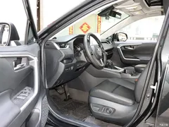 2021 Toyota RAV4 2.0L CVT 2WD Fashion — фото 10