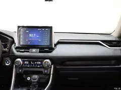 2021 Toyota RAV4 2.0L CVT 2WD Fashion — фото 14