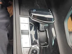 2022 Hyundai Elantra 1.5L CVT LUX Premium, белый — фото 14