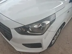 2020 Hyundai Reina 1.4L MT GL, белый — фото 18