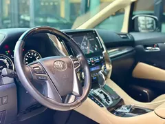 2021 Toyota Alphard Hybrid 2.5L Premium, белый — фото 5