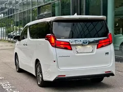 2021 Toyota Alphard Hybrid 2.5L Premium, белый — фото 12