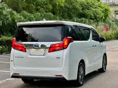 2021 Toyota Alphard Hybrid 2.5L Premium, белый — фото 14