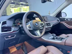 2021 BMW X5 xDrive30i M, чёрный — фото 5