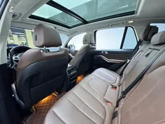 2021 BMW X5 xDrive30i M, чёрный — фото 19