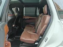 2023 Volvo XC90 B6 Zhiyi Luxury 7-seater, белый — фото 6