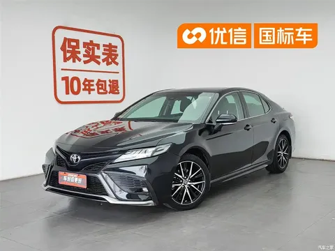 Toyota Camry 2021
