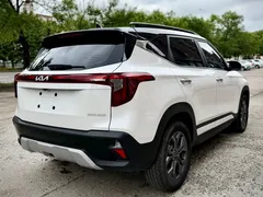 2023 Kia Seltos 1.5L CVT Luxury, белый — фото 6