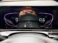 2023 Kia Seltos 1.5L CVT Luxury, белый — фото 23