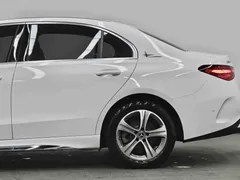 2022 Mercedes-Benz C-Class C 200 L Sport, белый — фото 12