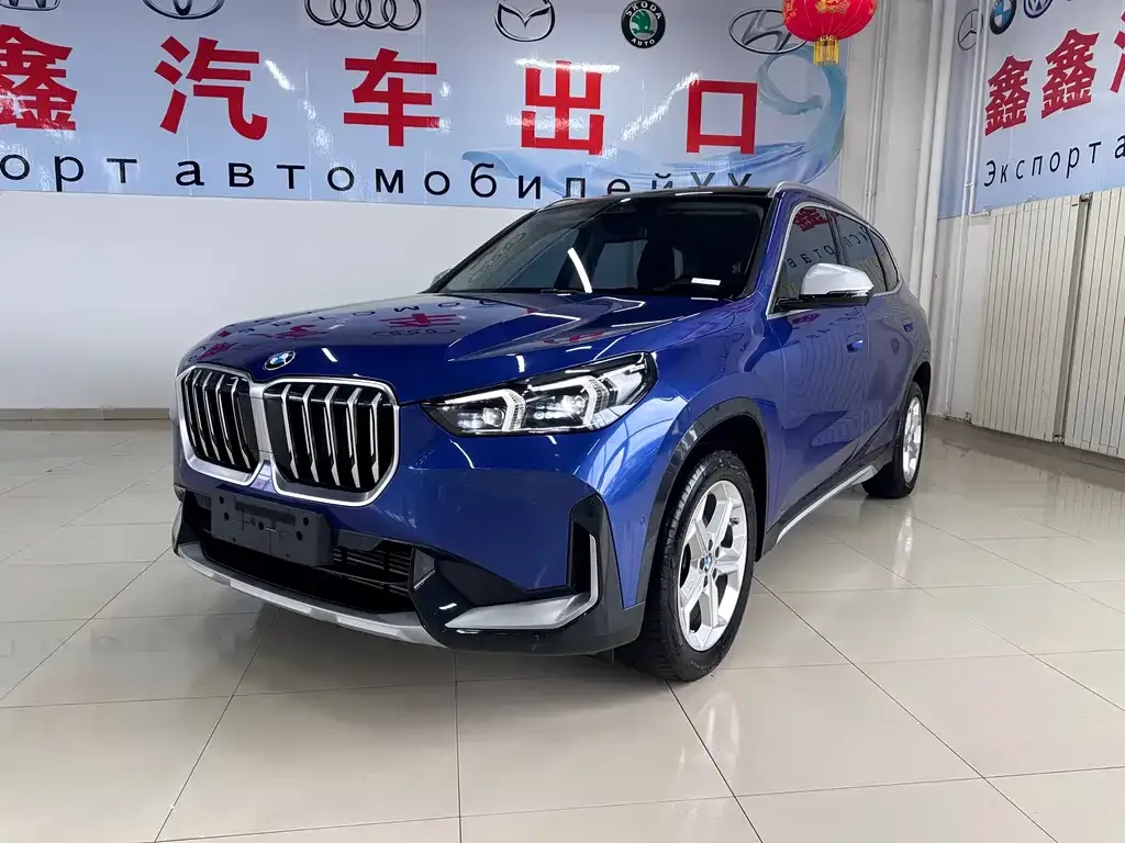 2023 BMW X1