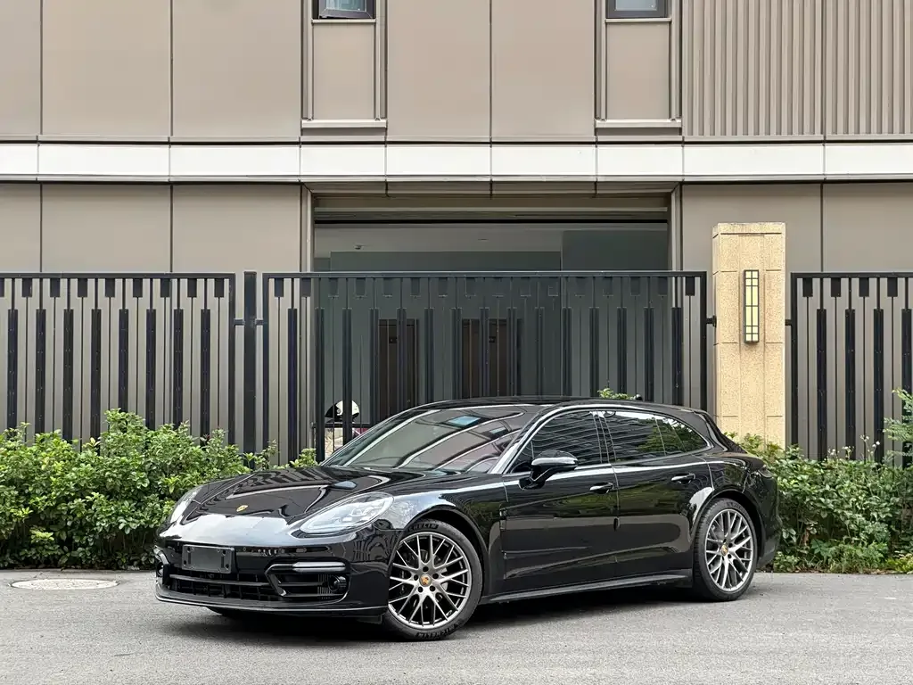 2023 Porsche Panamera 4 Sport Turismo 2.9T