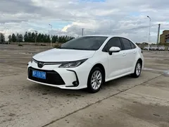 2021 Toyota Corolla 1.2T S-CVT Elite, белый — фото 1