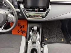 2021 Toyota Corolla 1.2T S-CVT Elite, белый — фото 12