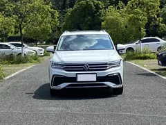 2023 Volkswagen Tiguan L 330TSI AT 2WD R-Line, белый — фото 2