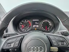 2022 Audi Q2L 35 TFSI aggressive and dynamic, белый — фото 17