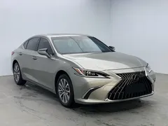 2022 Lexus ES 200 — фото 3