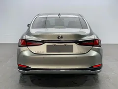 2022 Lexus ES 200 — фото 6