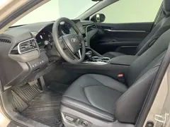 2021 Toyota Camry Hybrid 2.5HS Fashion — фото 8